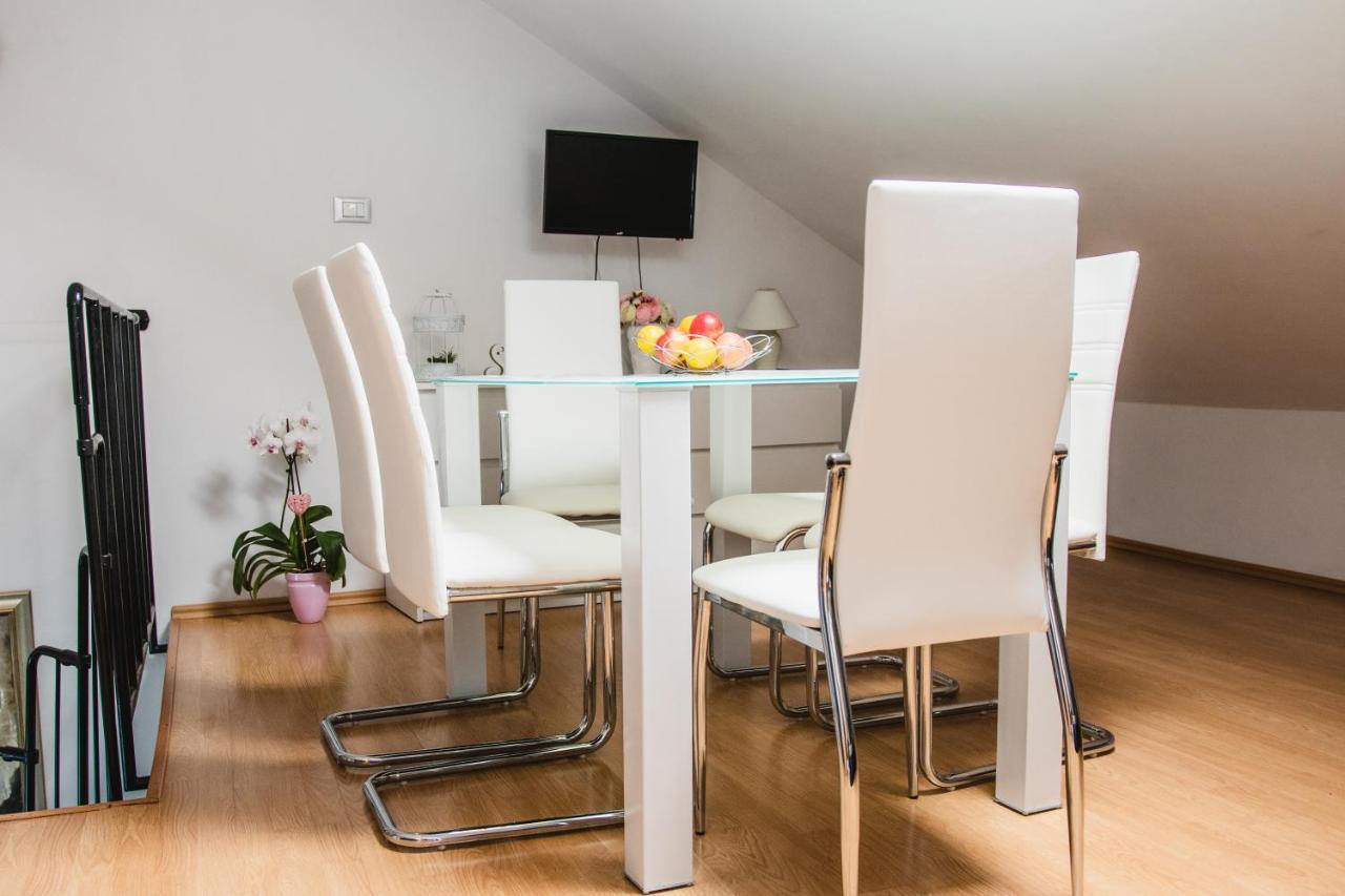 Apartmani Tena Selce Luaran gambar