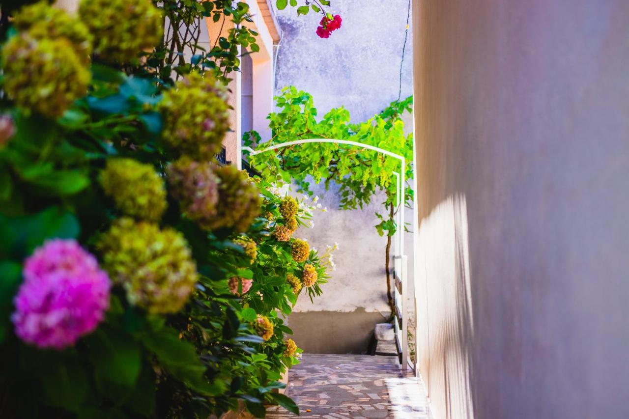 Apartmani Tena Selce Luaran gambar