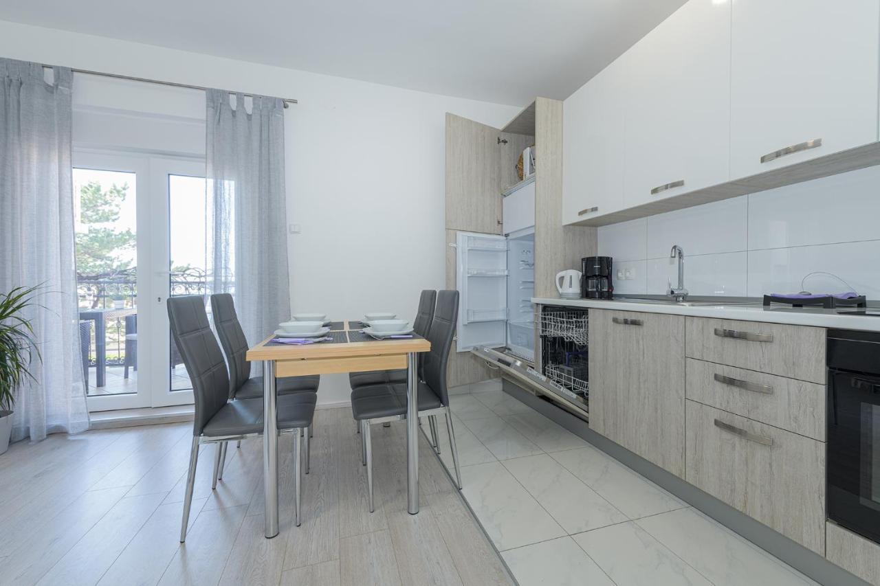 Apartmani Tena Selce Luaran gambar