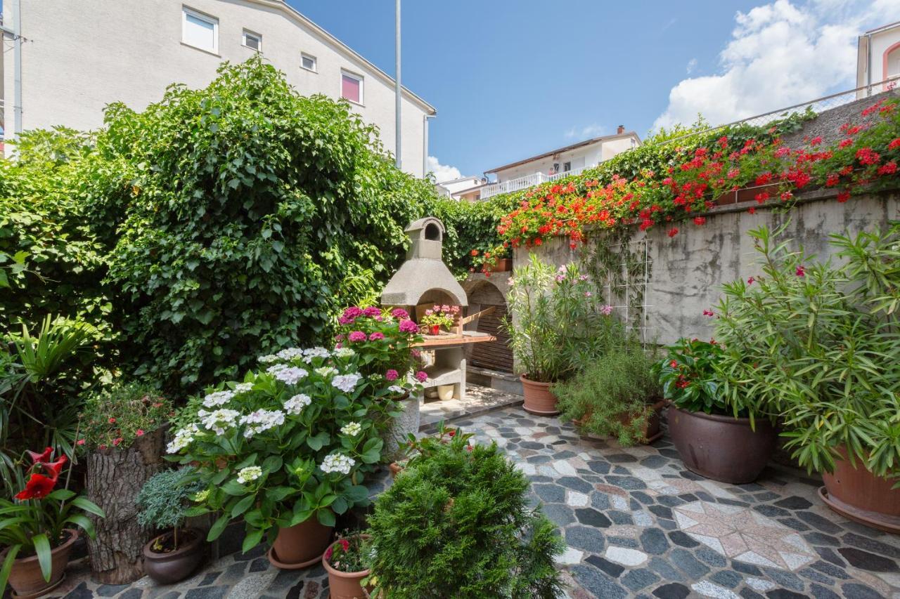 Apartmani Tena Selce Luaran gambar