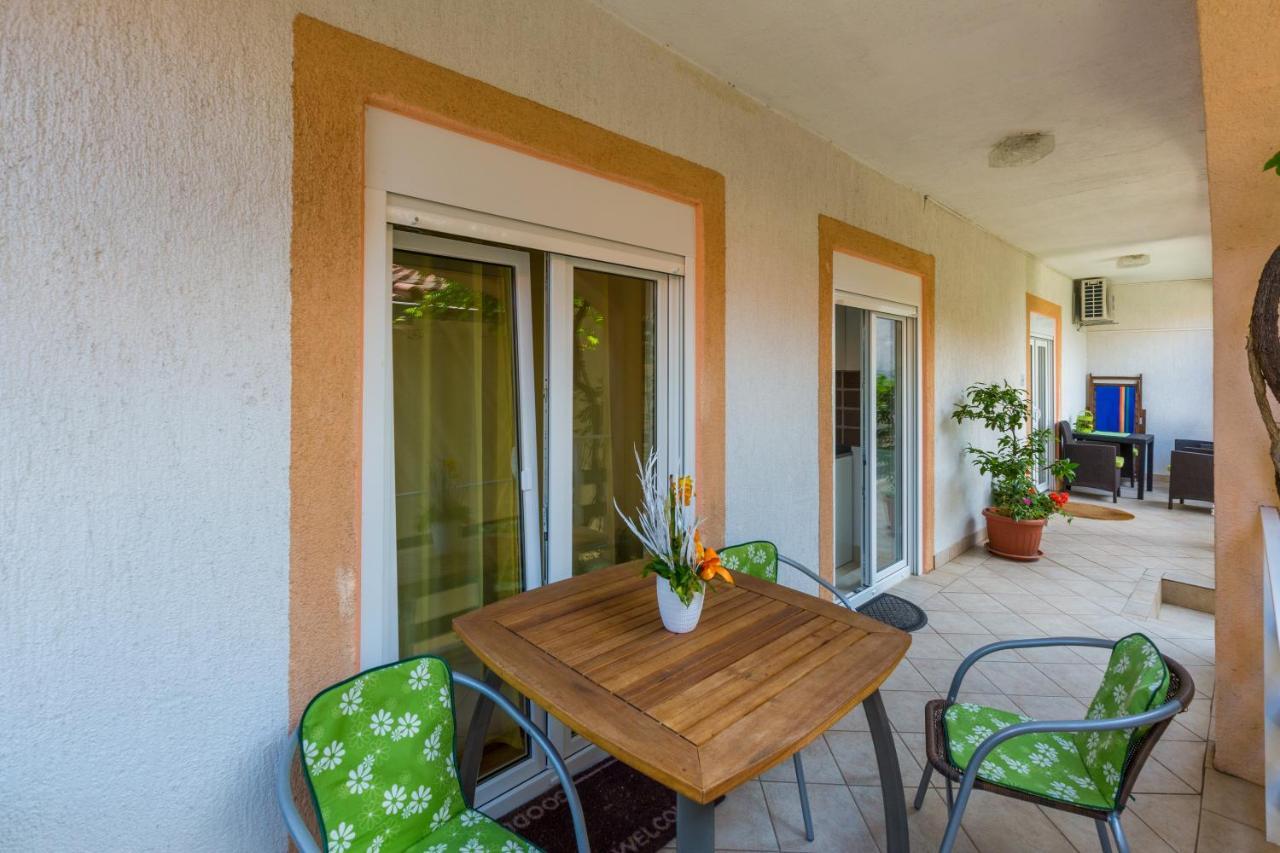 Apartmani Tena Selce Luaran gambar